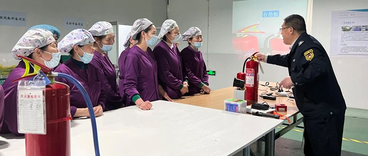 筑牢安全防线，守护平安生产&mdash;&mdash;国济尚领开展洗涤中心消防应急演练